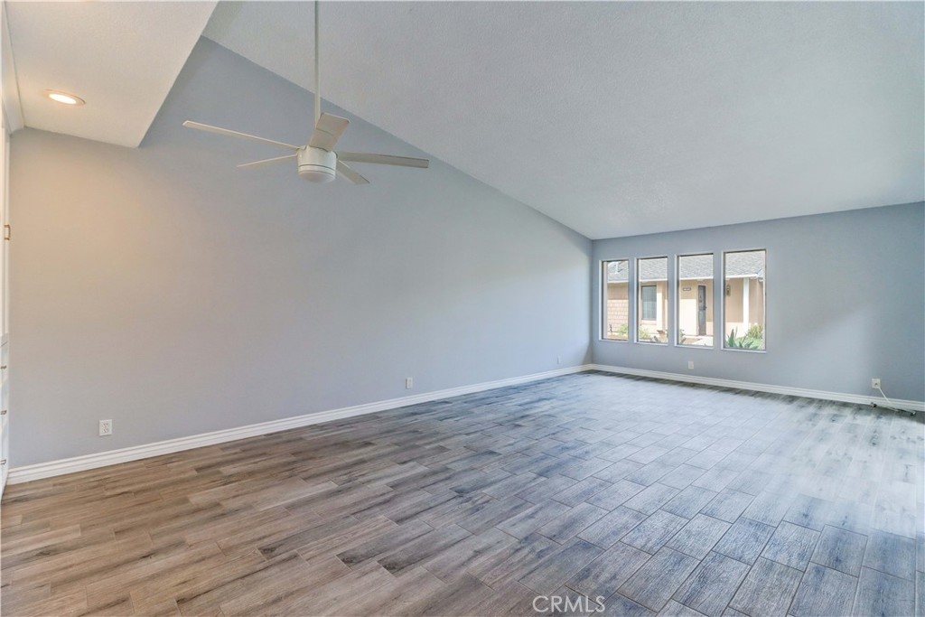 Huntington Landmark Townhomes (HLAN) - Residential