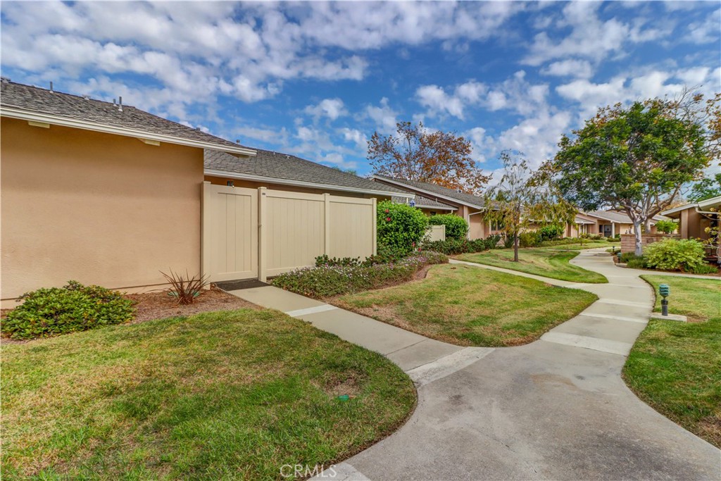 Huntington Landmark Townhomes (HLAN) - Residential