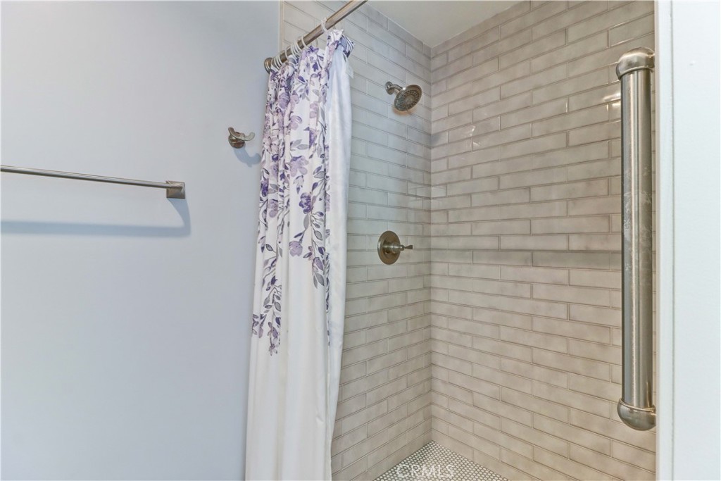 Huntington Landmark Townhomes (HLAN) - Residential