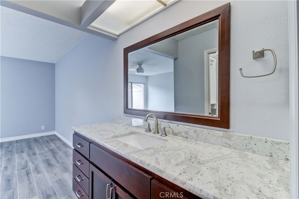 Huntington Landmark Townhomes (HLAN) - Residential