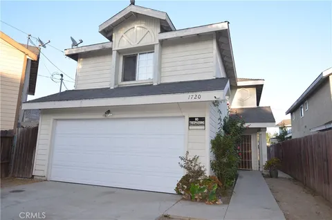 1720 Junipero Ave, Long Beach, CA 90804 - MLS#: SB25218251