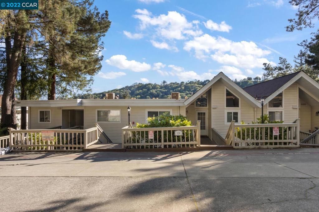 Welcome home to this lovely, light and bright condo with spacious rooms and charming views of the Moraga hills. This two bedroom has two full baths and ample space and storage throughout. Updated kitchen features eat-in area, glass tile backsplash, stainless steel appliances and plentiful counter space. Enjoy the wonderful Moraga location near top schools, nearby shopping and sweeping trails. Carport and laundry is conveniently located near the building on the private court.