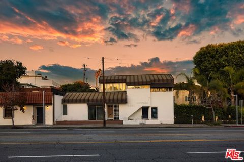 Photo of 2951 Lincoln Boulevard, Santa Monica, CA 90405 (MLS # 26641311)