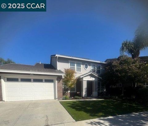 1653 Lillian St Brentwood CA 94513