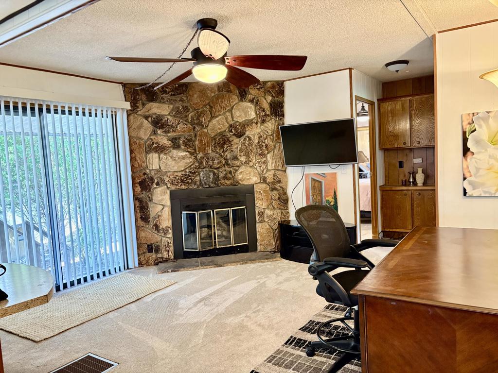 Not Applicable-1 - Manufactured In Park