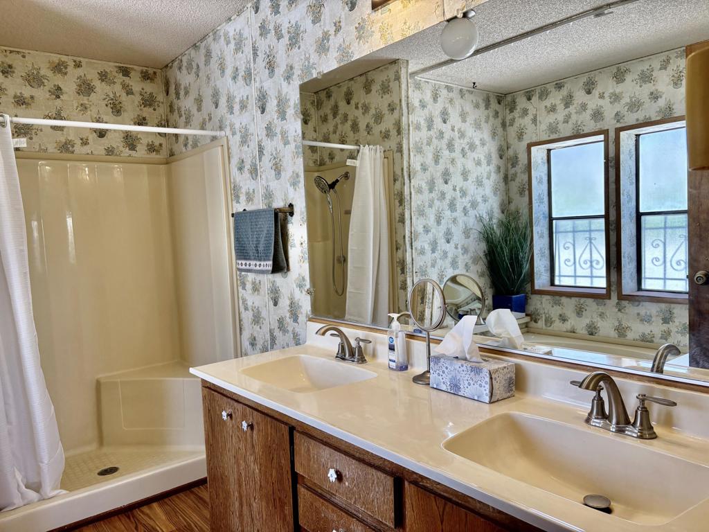 Not Applicable-1 - Manufactured In Park