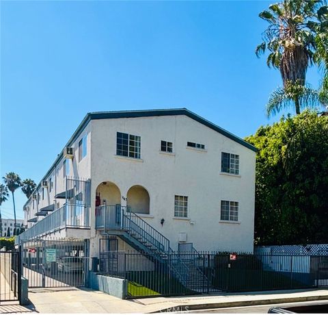 1143 Wilcox Place N Hollywood CA 90038