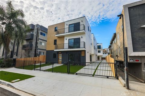 Photo of 1239 N Orange Drive #3, Los Angeles, CA 90038 (MLS # BB26065994)