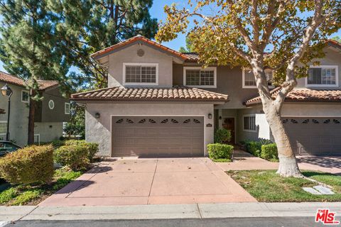 Photo of 3091 E Hillcrest Drive, Westlake Village, CA 91362 (MLS # 25584083)