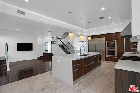 Photo of 3832 Shannon Road, Los Angeles, CA 90027 (MLS # 26687053)