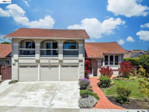 Photo of 33590 Quail Run Rd RD, Fremont, CA 94555 (MLS # 41138595)