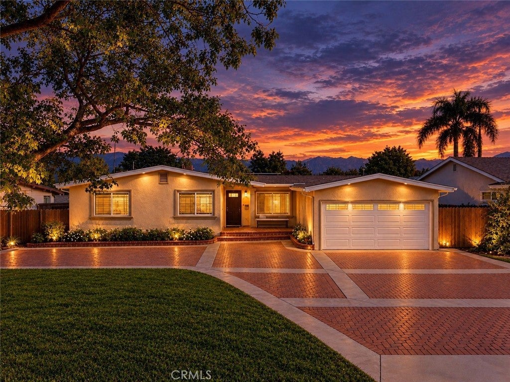 1411 E Pioneer Drive