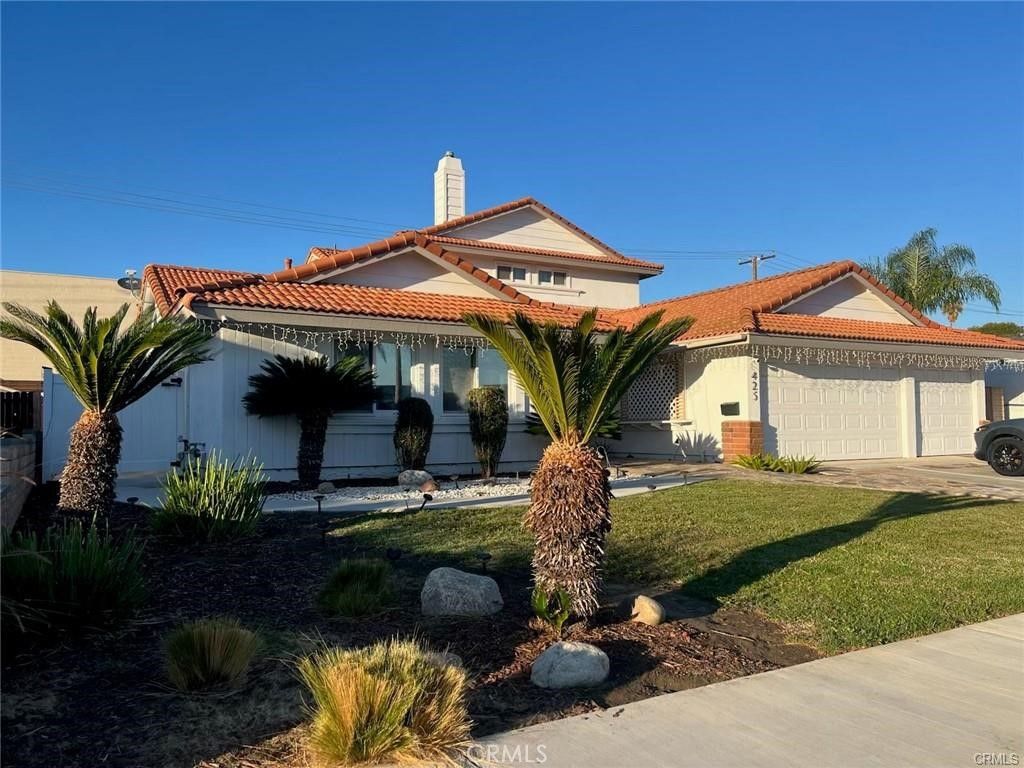 Photo of 425 Lewis Place, Placentia, CA 92870 (MLS # PW25272121)