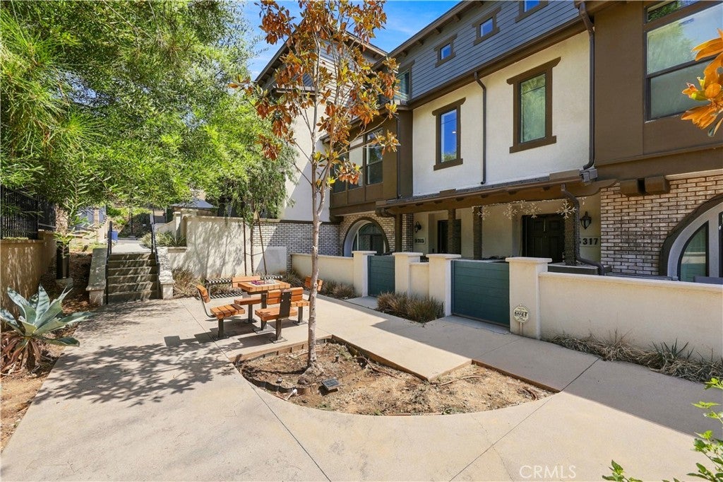 5315 Bihr Court