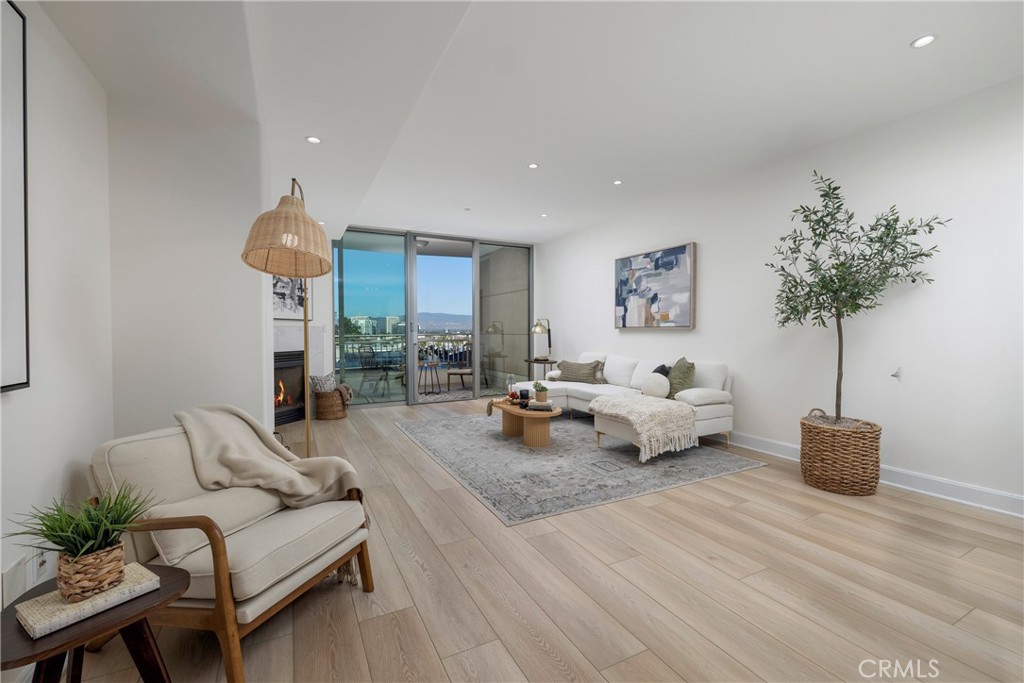 3000 The Plaza (3PLZ) - Residential