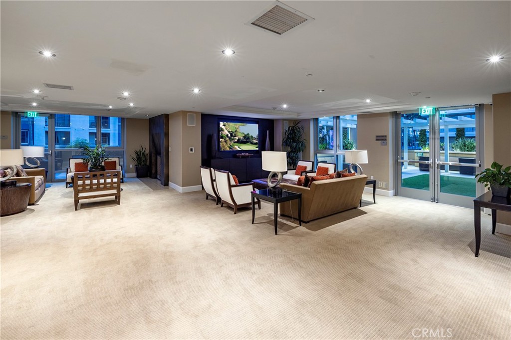 3000 The Plaza (3PLZ) - Residential