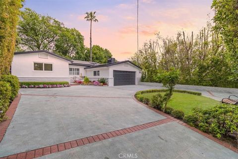 12535 Kling Street Studio City CA 91604