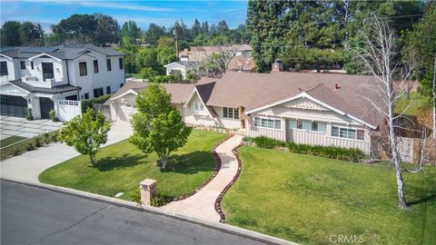 Photo of 9659 Calvin Ave, Northridge, CA 91324 (MLS # SR26063718)