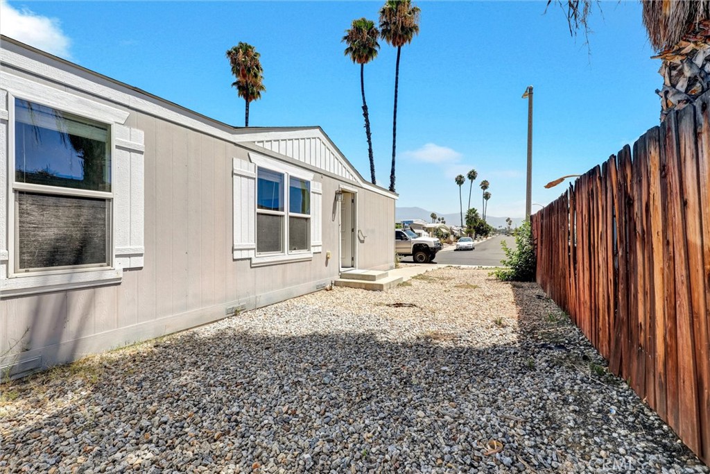 995 Santa Teresa Way