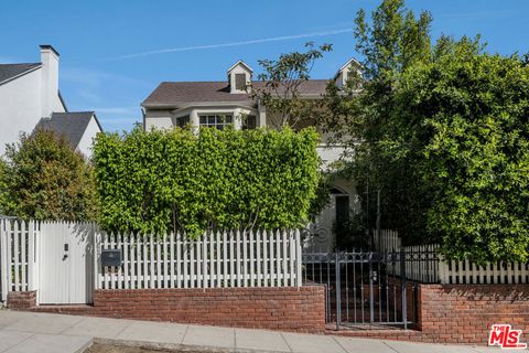 Photo of 1004 Cory Avenue, West Hollywood, CA 90069 (MLS # 26670429)