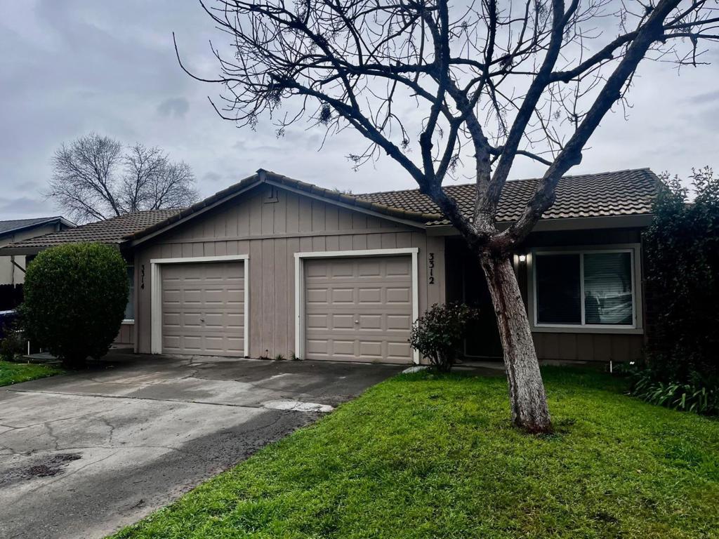 3312 Jayanne Way