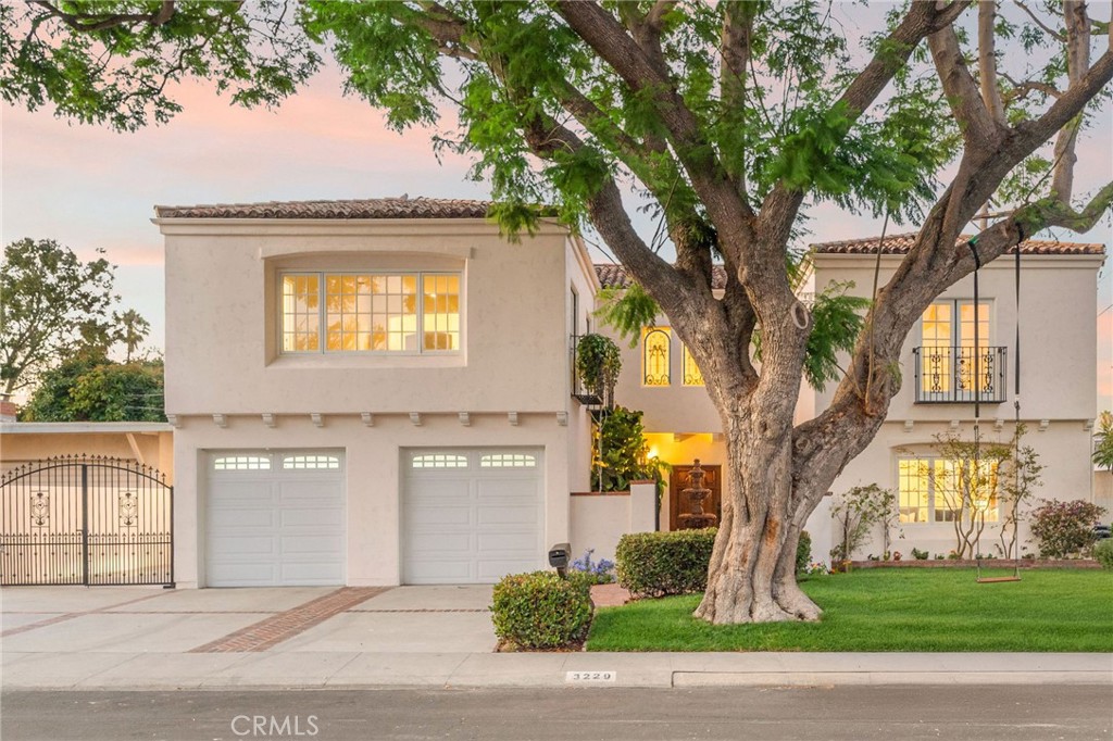 Newly Remodeled Walteria Retreat with Pool & Designer Finishes – 5 Minutes from the Beach!
Step into luxury and space in this newly remodeled 4-bedroom, 3.5-bath home, ideally located on a quiet, tree-lined street just minutes from the beach, Whole Foods, and top-rated Torrance schools. Boasting 3,284 square feet of elegant living on a 5,422 sq ft lot, this coastal retreat offers resort-style indoor-outdoor living in a prime South Bay location.
A gated courtyard welcomes you into a grand living space featuring soaring ceilings, a formal living and dining room adorned with a hand-finished decorative ceiling, and a cozy family room with brick fireplace and built-in bar—perfect for entertaining. The gourmet kitchen impresses with quartz countertops, high-end stainless steel appliances, and custom tile work. Upstairs, the expansive primary suite includes a fireplace, private den, balcony, and a spa-like bath.
The home has been thoughtfully upgraded with new hardwood and Saltillo tile floors, designer light fixtures, refreshed bathrooms, modern carpet, and a fully updated laundry room. Step outside to a lush, private yard with a sparkling pool, manicured landscaping, and multiple patio areas for relaxing or hosting.
With a spacious motor court, 2-car garage, and easy access to shops, parks, beaches, and LAX—this home checks every box. Schedule your private showing today and experience coastal luxury at its finest.