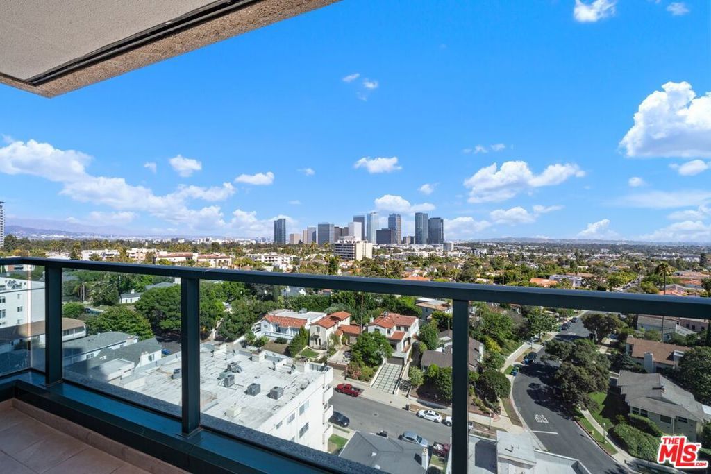 Photo of 10490 Wilshire Boulevard #1004, Los Angeles, CA 90024 (MLS # 25591589)