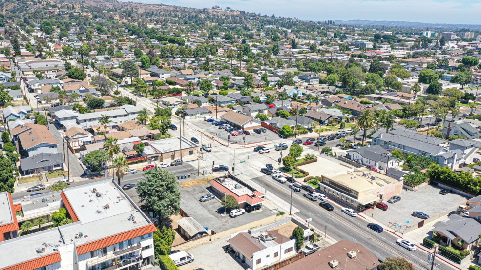 12525 Beverly