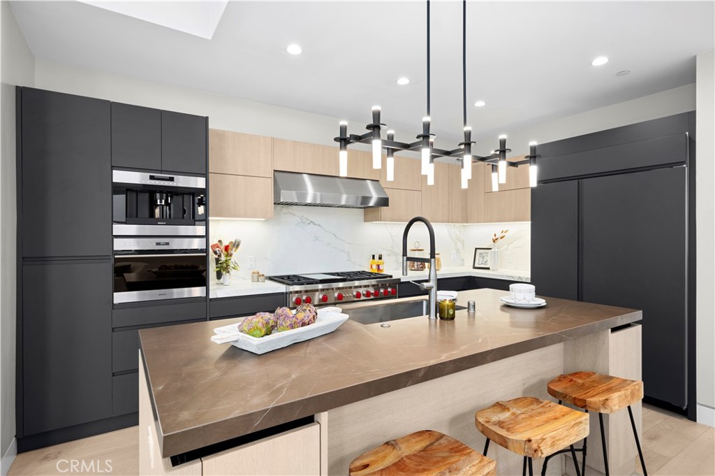 Corona del Mar South of PCH (CDMS) - Residential