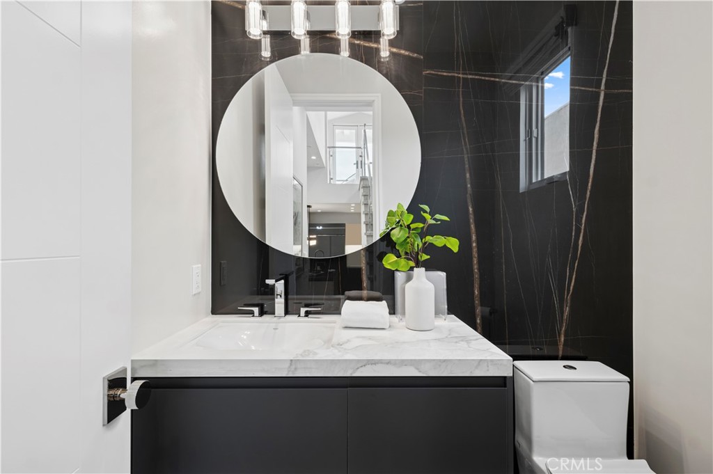 Corona del Mar South of PCH (CDMS) - Residential