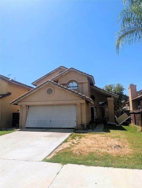 1476 Keepsake Perris CA 92571