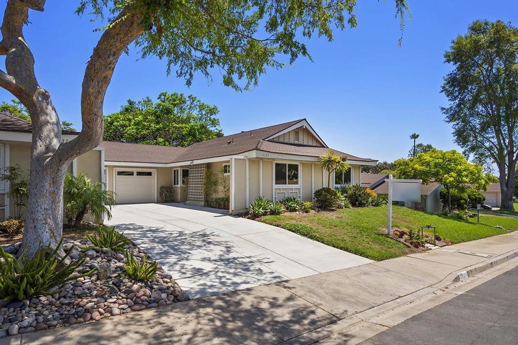 Pennant Village is a tranquil community designed by famous American architect William Krisel known for his Mid-Century Modern designs. Nestled in the heart of University City, offering a blend of peaceful living with easy access to everything San Diego has to offer. Lives like a single family home and is situated on the canyon. The only shared wall is the garages. Features include: Single story, 3 bedrooms, 2 upgraded bathrooms, remodeled kitchen, new flooring, new paint, newer furnace and air conditioning, paid for solar (13 panels), dual pane windows, brand new driveway & garage door. Exterior paint is scheduled. Curie Elementary School boundaries. Amazing opportunity to get into University City under one million dollars while being adjacent to homes valued far above that. Pennant Village is a tranquil community designed by famous American architect William Krisel known for his Mid-Century Modern designs. Nestled in the heart of University City, offering a blend of peaceful living with easy access to everything San Diego has to offer. Residents here enjoy a host of amenities designed for both relaxation and recreation, including ample lush green spaces, a refreshing pool, a children's pool, tennis courts, pickleball,a clubhouse, and a playground—ideal for families and individuals alike. What truly sets Pennant Village apart, however, is its location within San Diego's "Golden Triangle." This prime spot places you just minutes away from UCSD, one of the nation’s top universities, and the city’s booming biotech industry hub, creating a dynamic atmosphere. Premium shopping centers and top-tier dining options are close by, ensuring that you’ll always have something to do in your downtime. Plus, some of the city’s top-rated schools (Curie Elementary) make it an ideal place for families to call home. The UTC Trolley Station, located a little over 2 miles away, offers easy access to the rest of the city. 5 minutes to La Jolla Shores beaches.