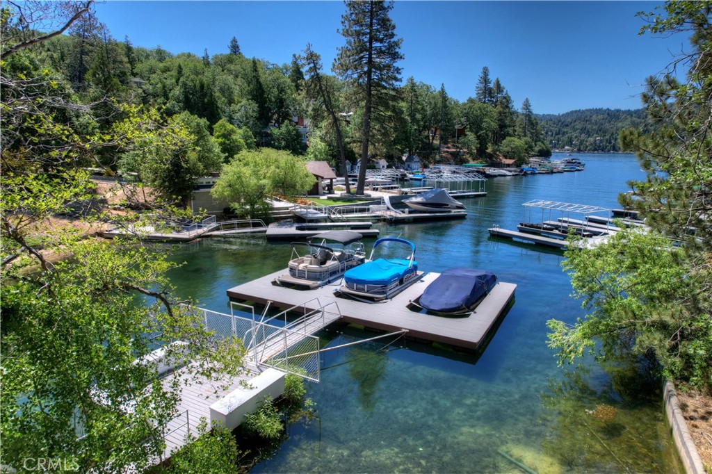 Arrowhead Woods (AWHW) - Residential