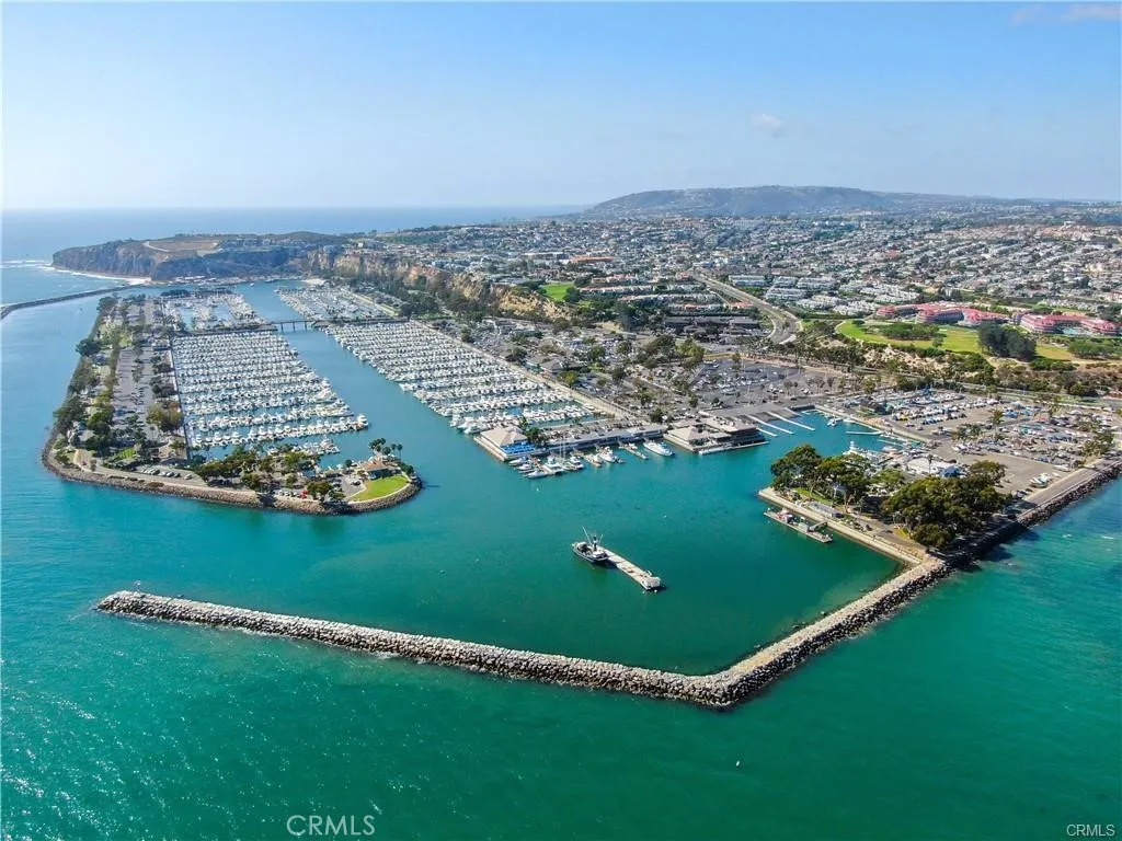 Dana Point, California 92629, United States, 4 Bedrooms Bedrooms, ,5 BathroomsBathrooms,Residential,Active,175461