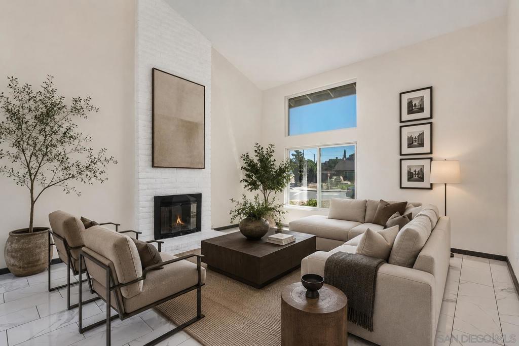 10772 AVENIDA ROBERTA