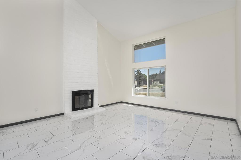 10772 AVENIDA ROBERTA