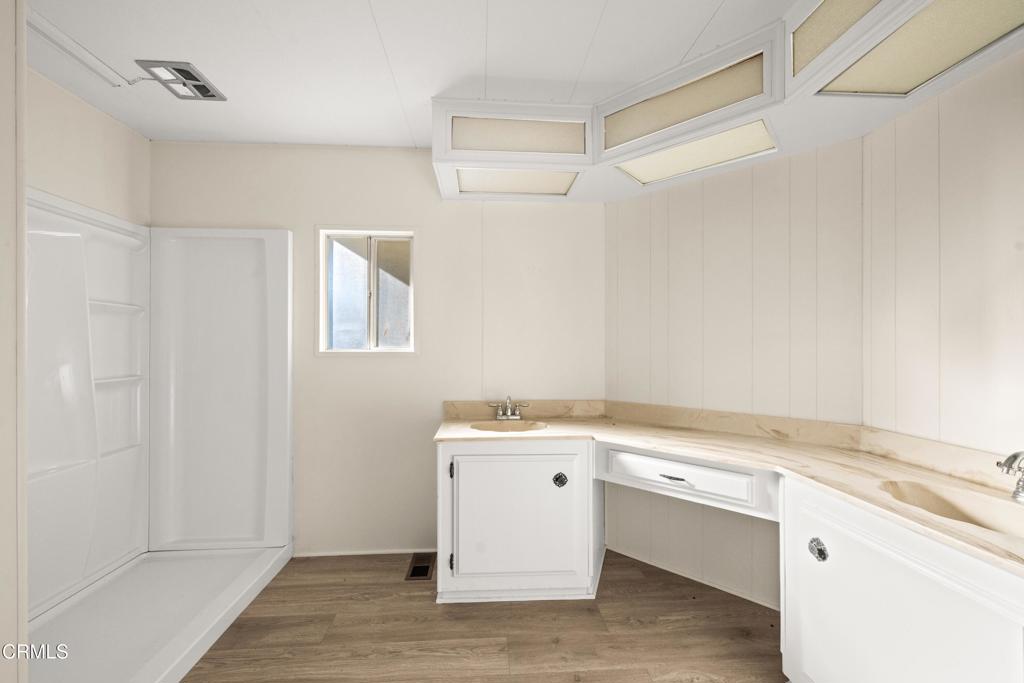 250 E Telegraph Road 135