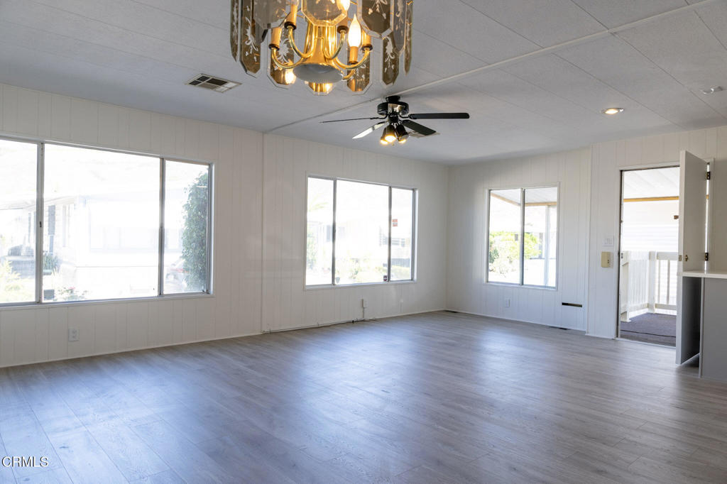 250 E Telegraph Road 135