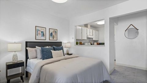 Tiny photo for 3234 Ashford St St #H, San Diego, CA 92111 (MLS # 260017762SD)