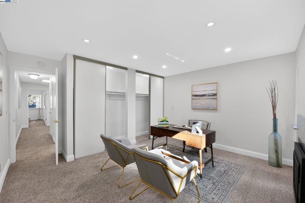 STONERIDGE TWNHM - Residential