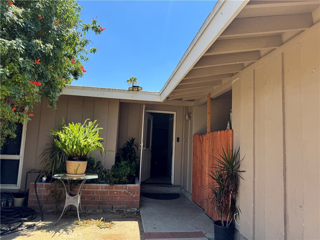 Photo 1 of 9 — 5610 Ensenada Way, Riverside, CA 92504