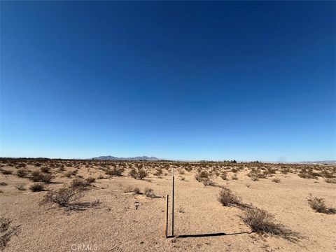 Photo of 0 Cheltham Drive, Newberry Springs, CA 92365 (MLS # CV26012324)