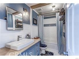 24561 D Harbor View Drive 13