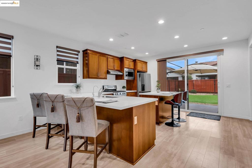 SUMMIT - Residential