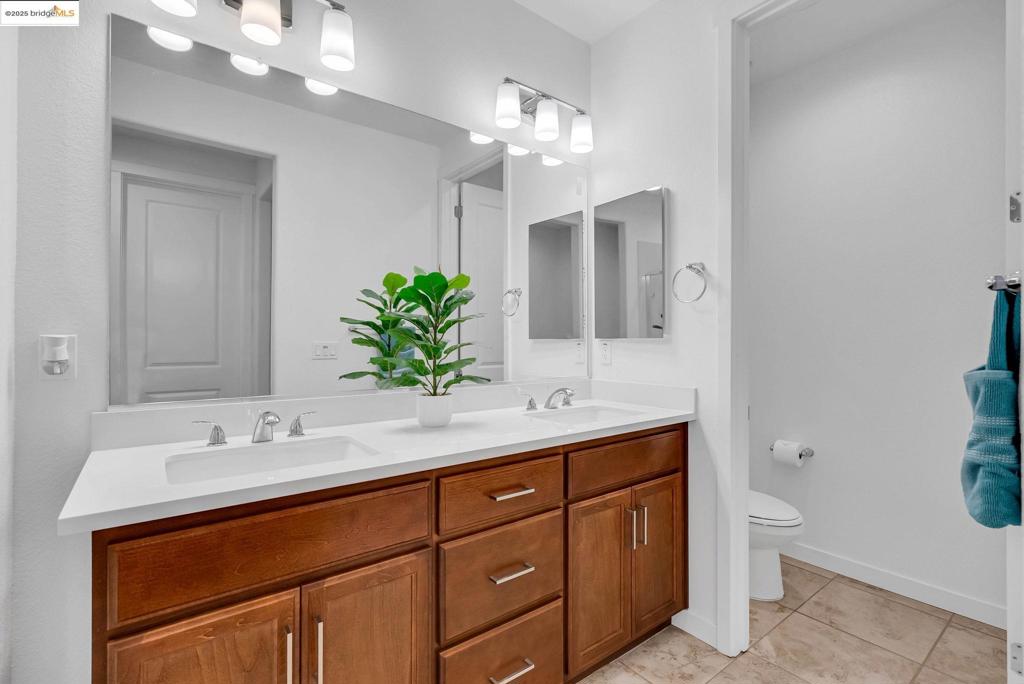 SUMMIT - Residential