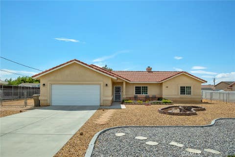 Photo of 7678 Montrose AVE, Hesperia, CA 92345 (MLS # CV26178489)