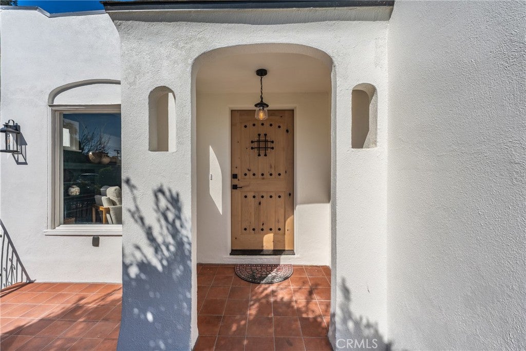 3327 Minto Court
