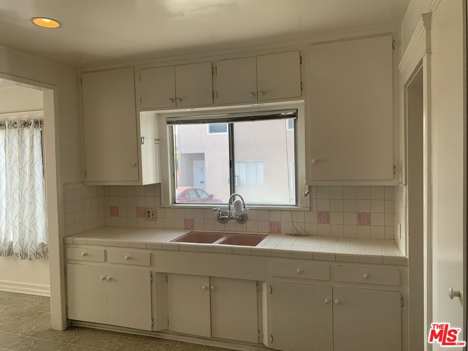 3616 Brunswick Avenue