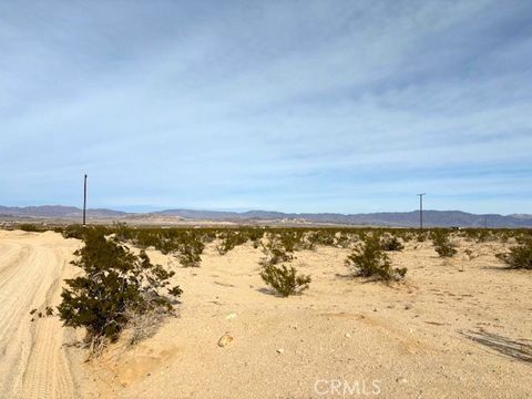 Photo of 0 Primrose Lane, 29 Palms, CA 92277 (MLS # JT26045578)