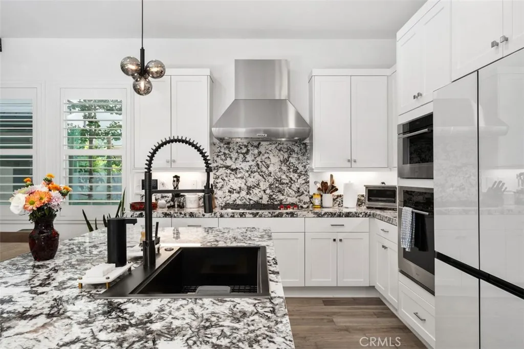 Irvine, California 92618, United States, 3 Bedrooms Bedrooms, ,2 BathroomsBathrooms,Residential,Active,227320